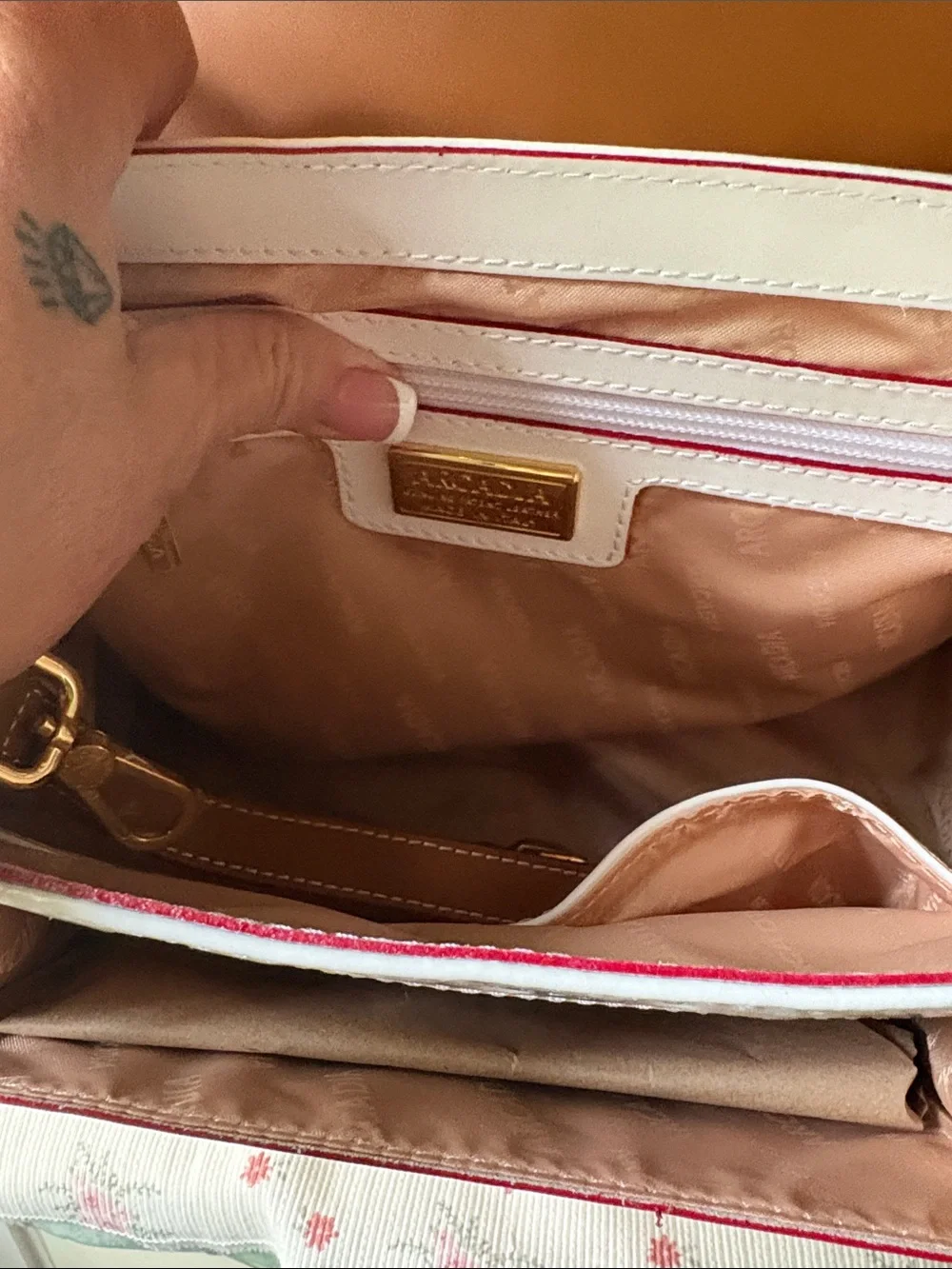White Arcadia Leather bag